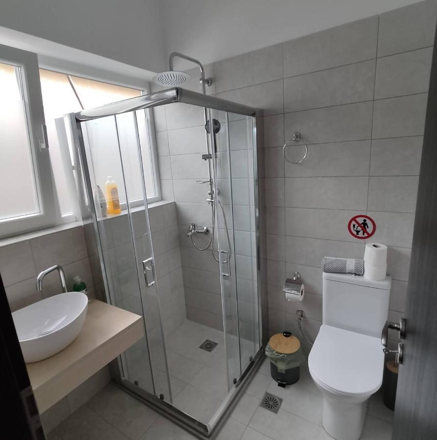 Petmeza Apartment 2 By Dimitropoulos Aigio Dış mekan fotoğraf